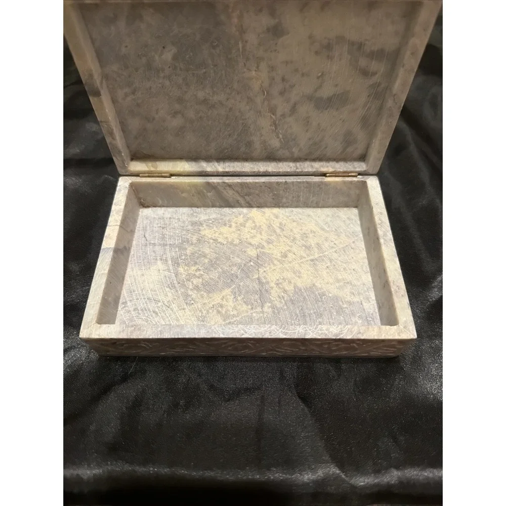 Vintage Hand Carved Marble Jewelry Box,White Stone Trinket Box, Onyx Trinket Box